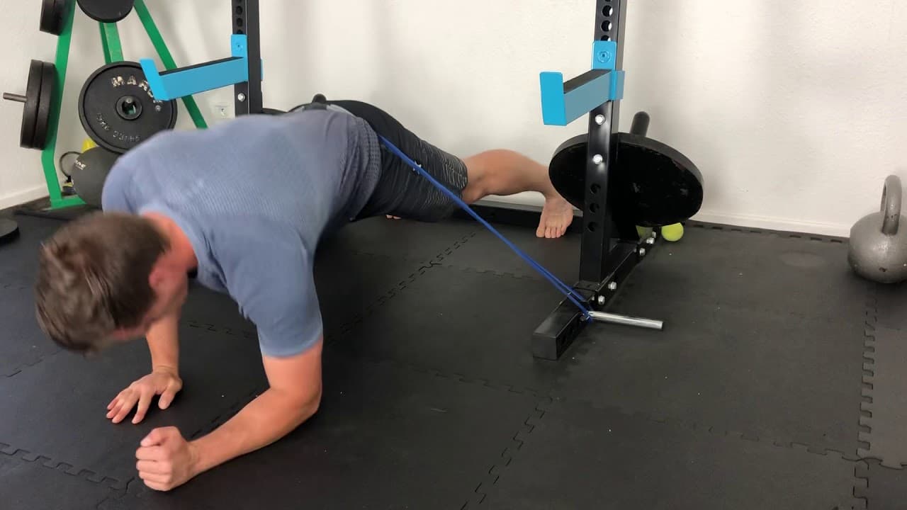 Améliorez votre gainage avec la résistance des powerbands