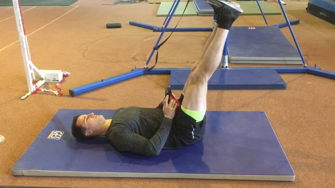 Optimisez votre gainage avec des obliques et des jambes tendues