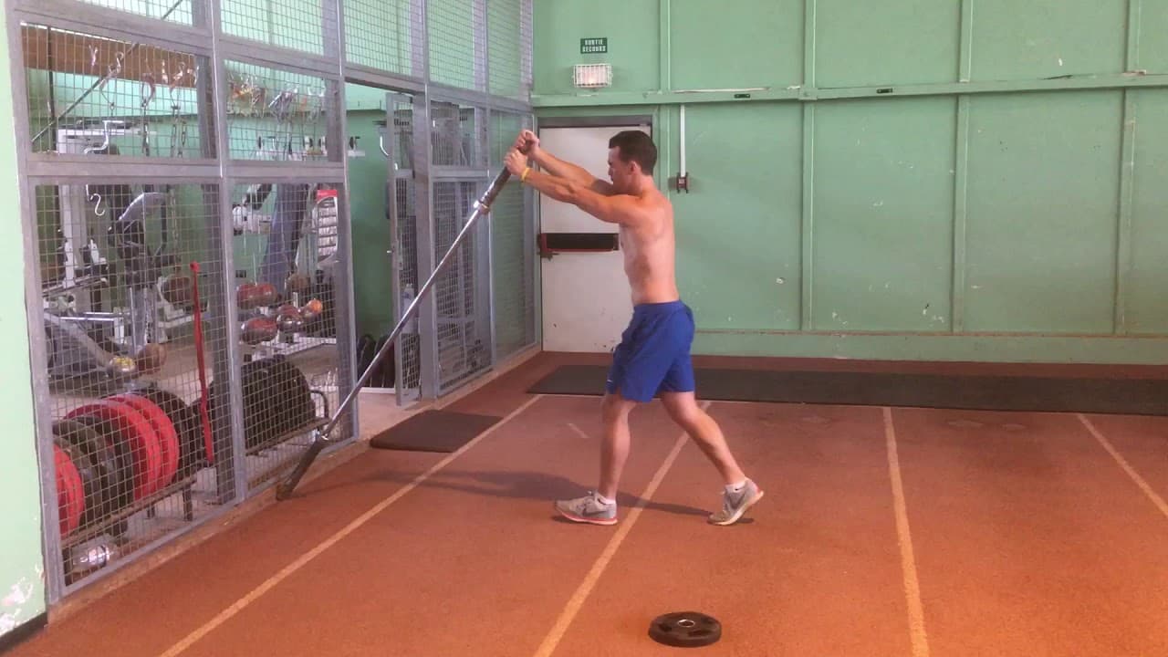 Optimisez votre gainage avec l'exercice Landmine Split Twist